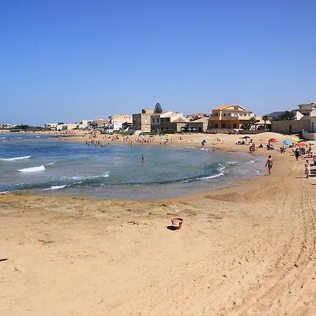 Appartamenti Pomelia Punta Secca Rom bilde